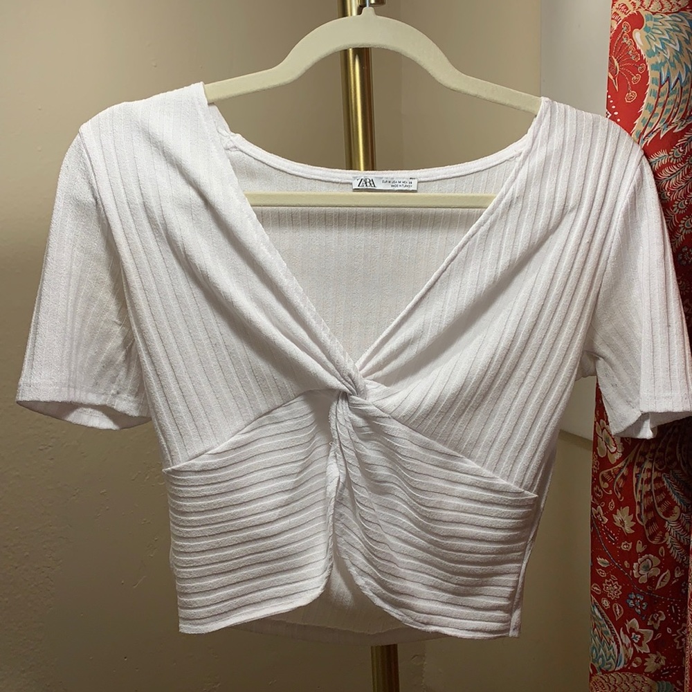 Zara White Crop Top size medium